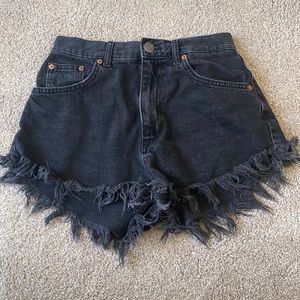 Black short